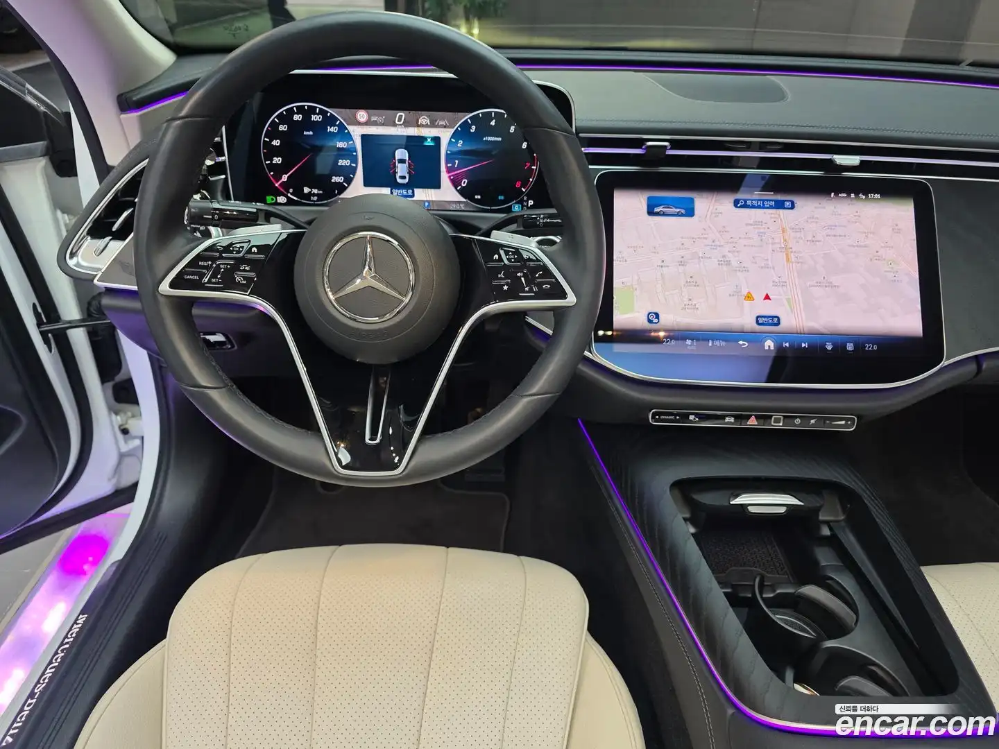 E-Class Mercedes-Benz 2025.7-INNER-007