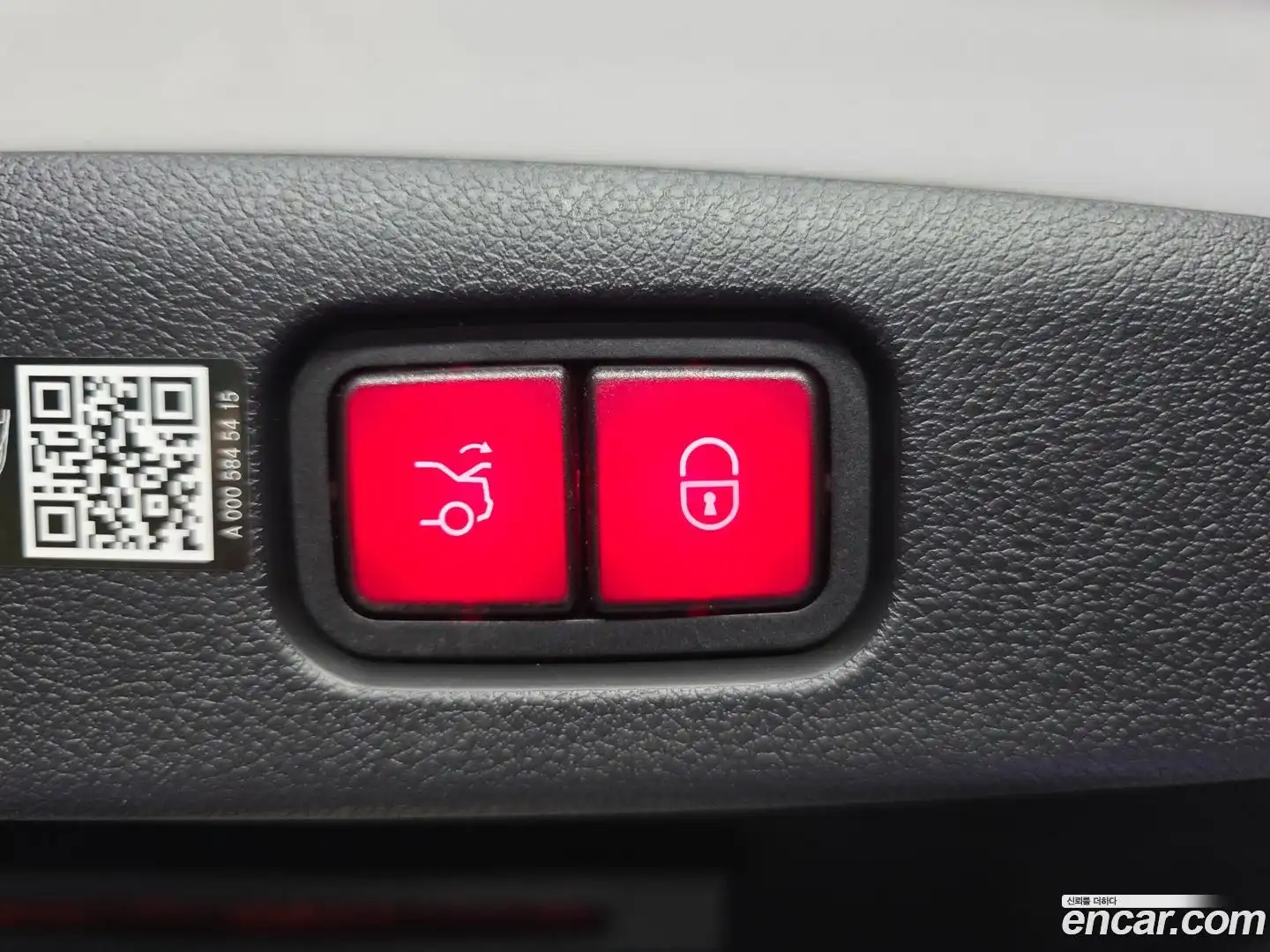 E-Class Mercedes-Benz 2025.7-OPTION-020