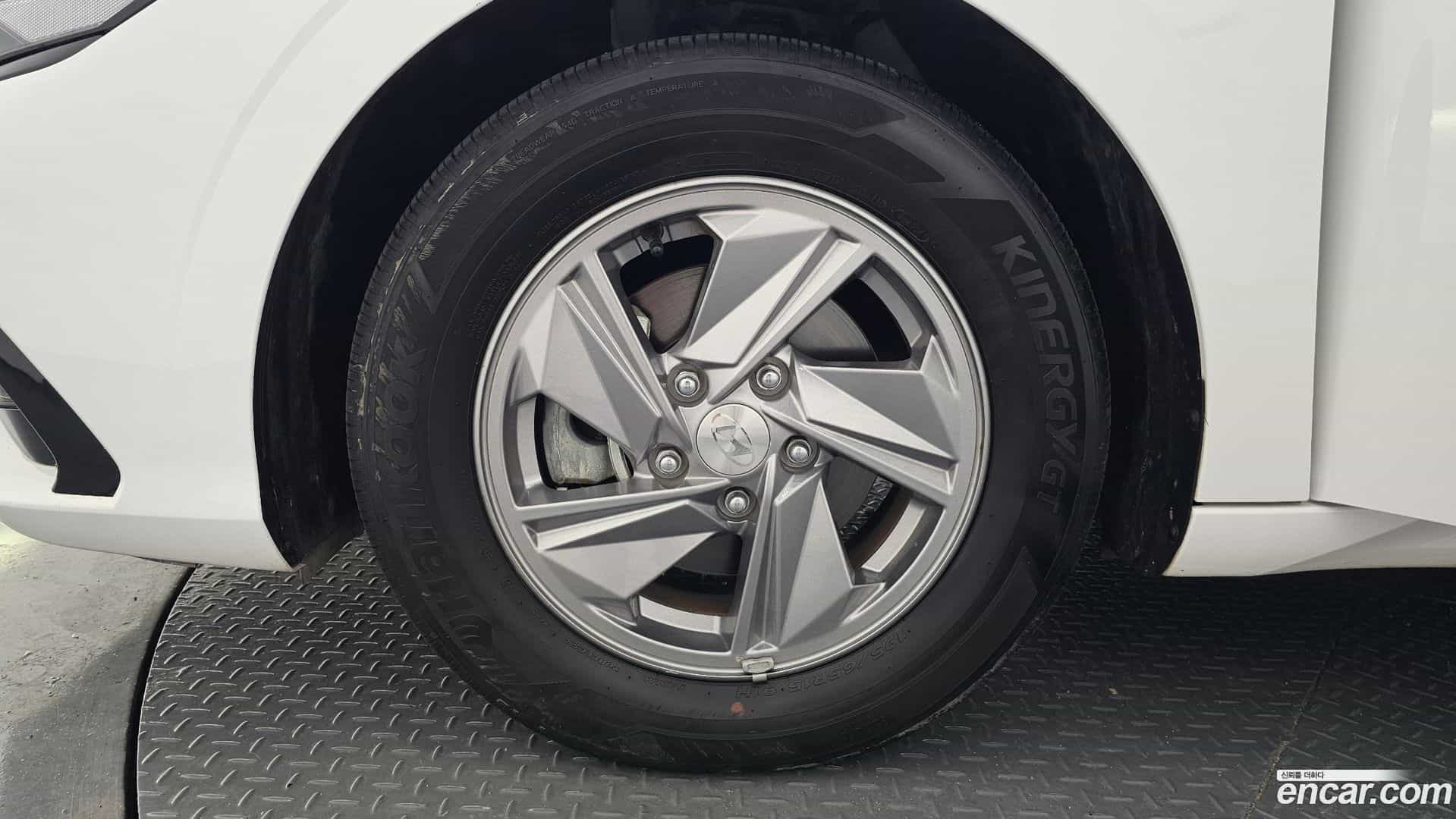 AVANTE Hyundai 2024.5-OUTER-005