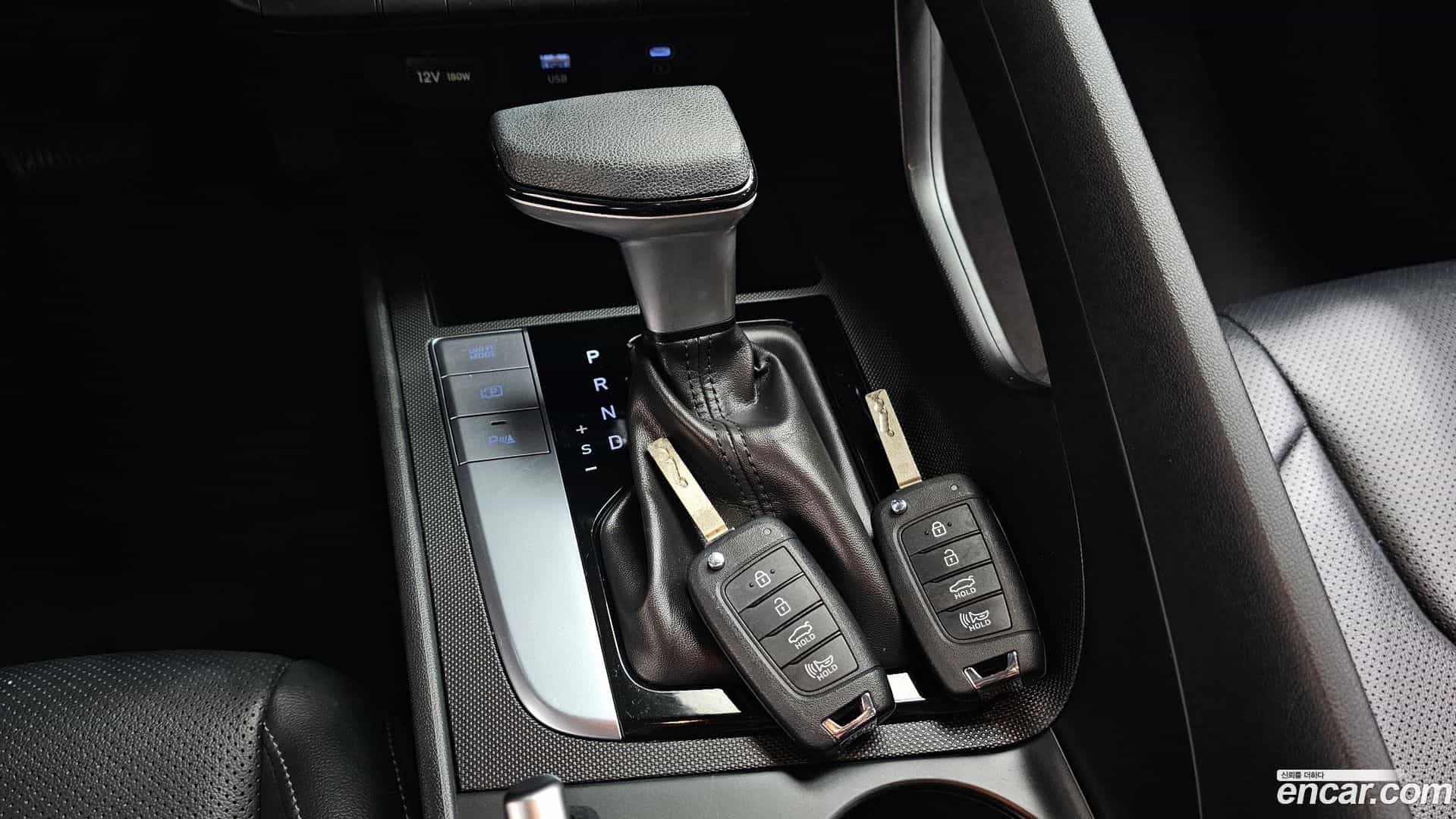 AVANTE Hyundai 2024.5-INNER-009