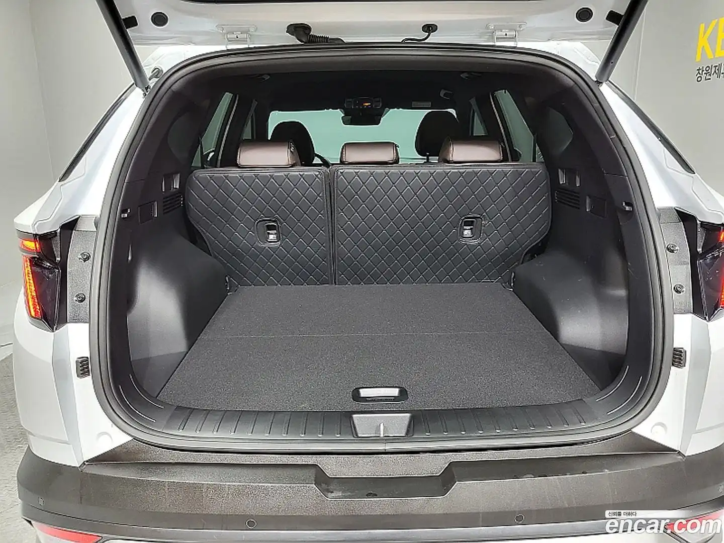 Tucson Hyundai 2025.9-OPTION-015