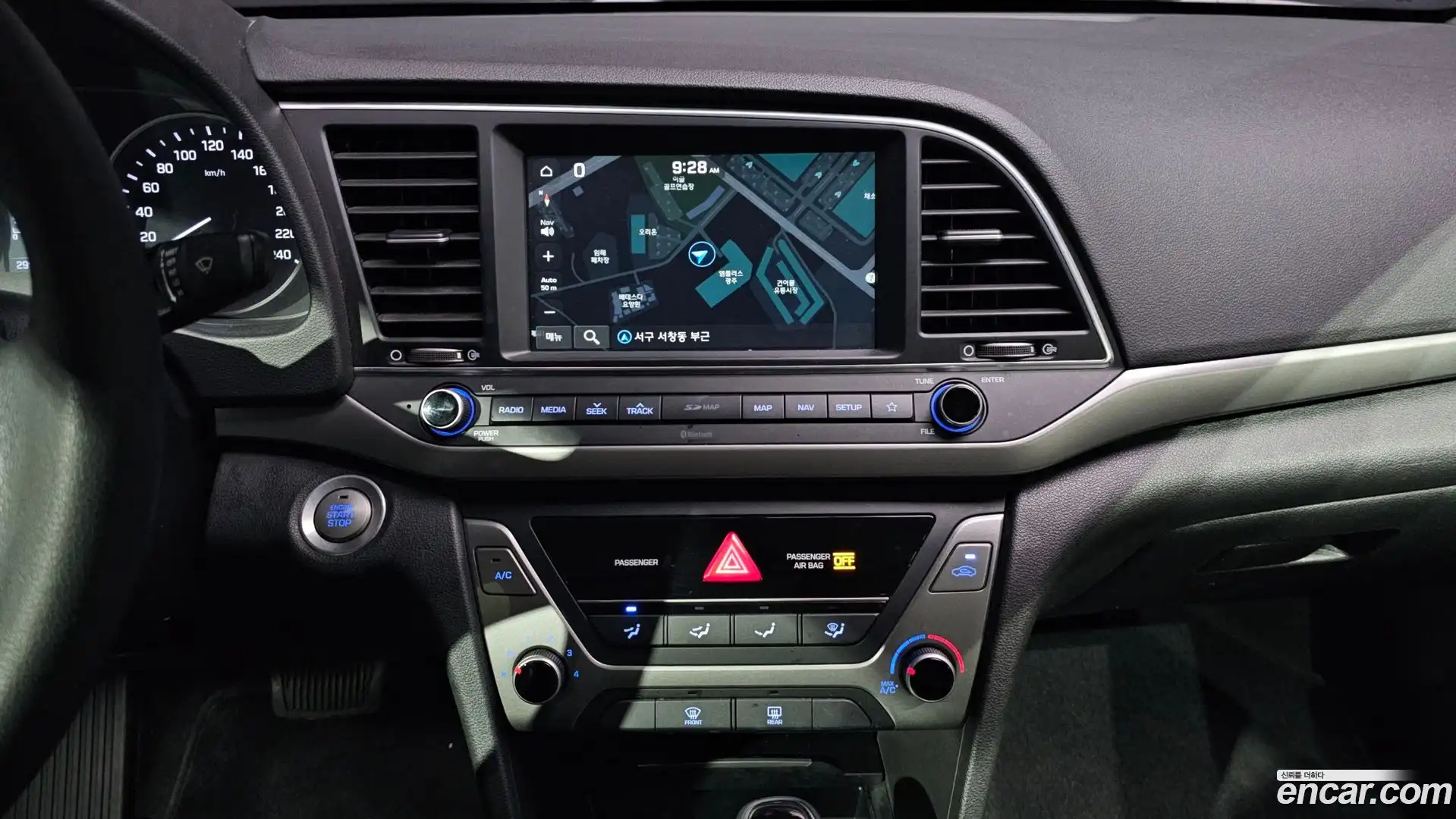 AVANTE Hyundai 2018.0-OPTION-018