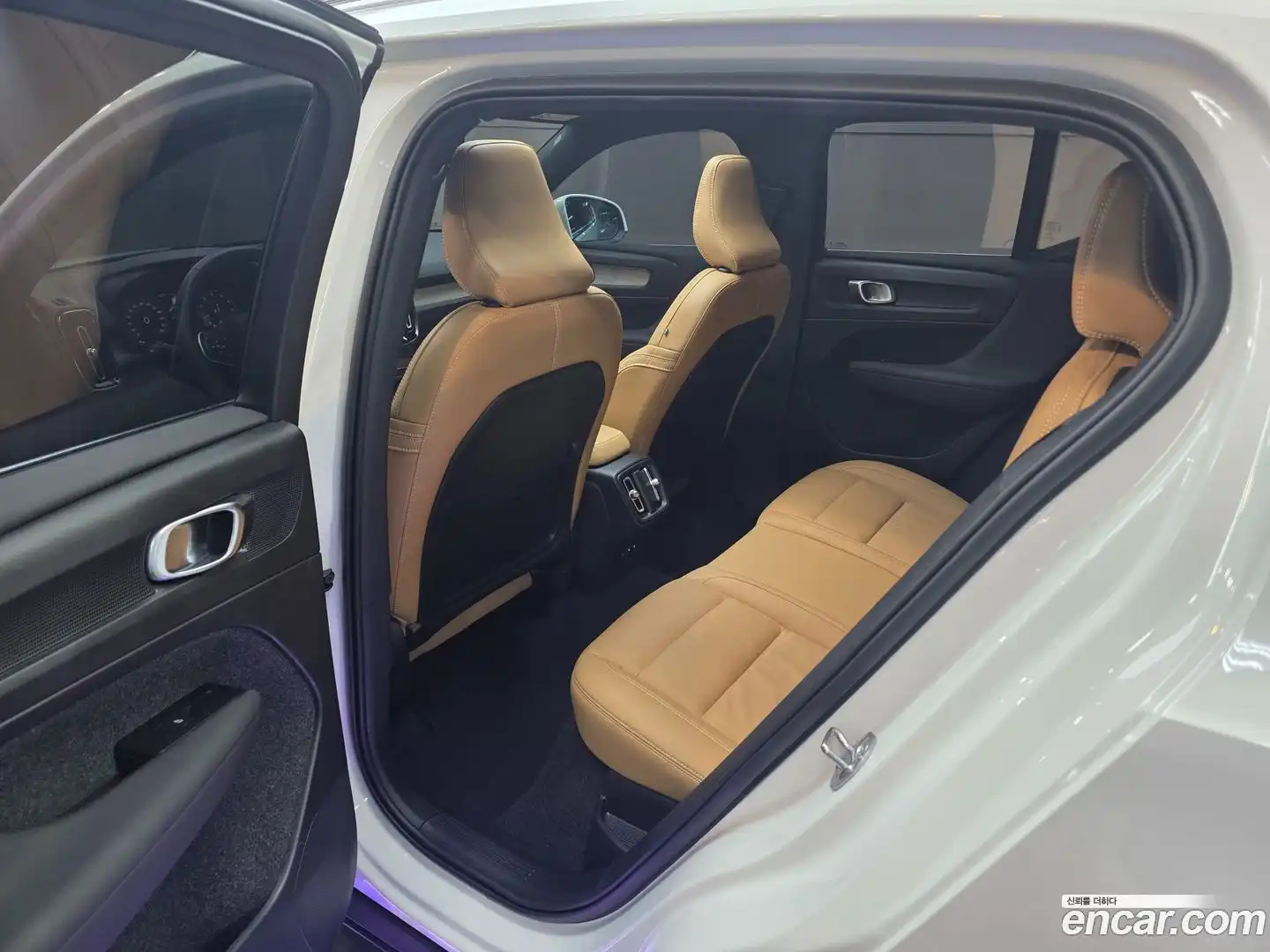 XC40 Volvo 2022.3-OPTION-016