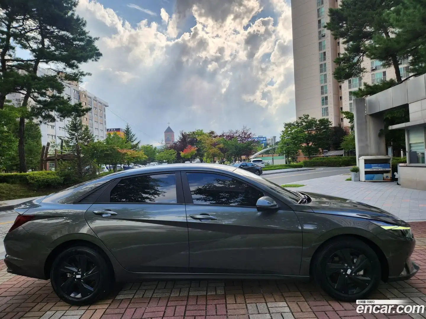 AVANTE Hyundai 2022.5-OUTER-004
