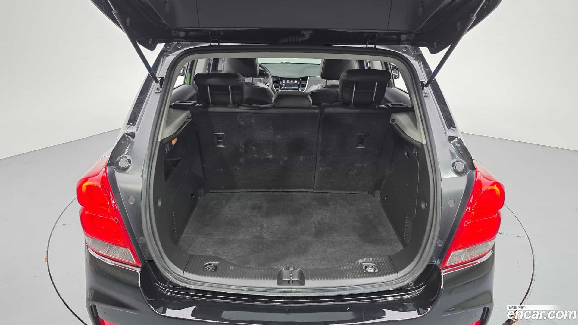 Trax Chevrolet 2021.5-OPTION-024