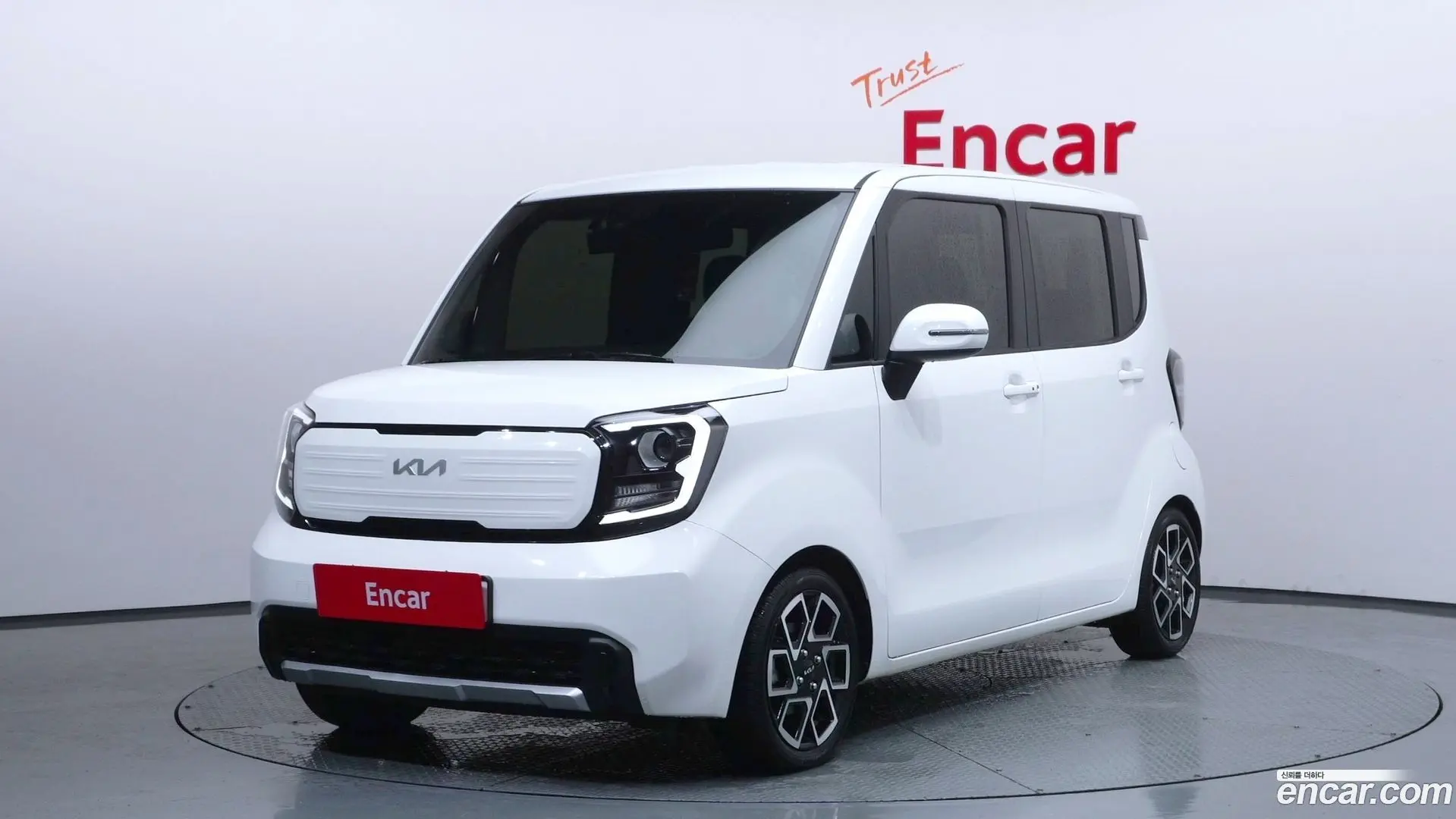 Main__Slider__Photo:RAY Kia 2023.6-0