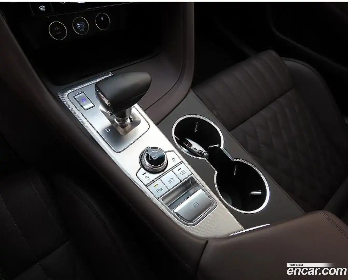 G70 Genesis 2025.4-INNER-008