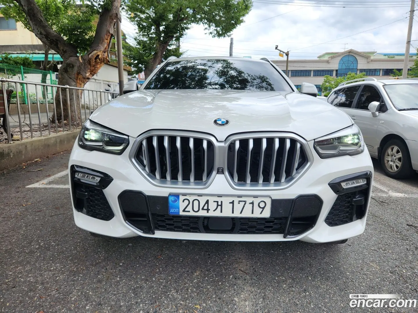 Main__Slider__Photo:X6 BMW 2021.2-0