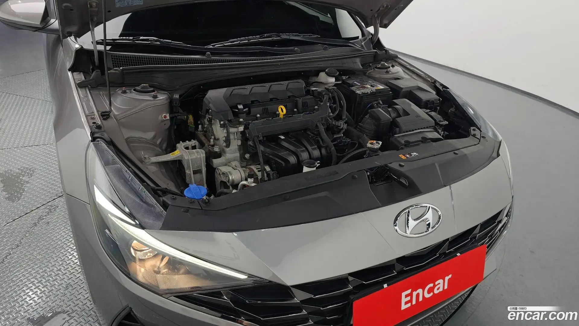 AVANTE Hyundai 2020.6-OUTER-006