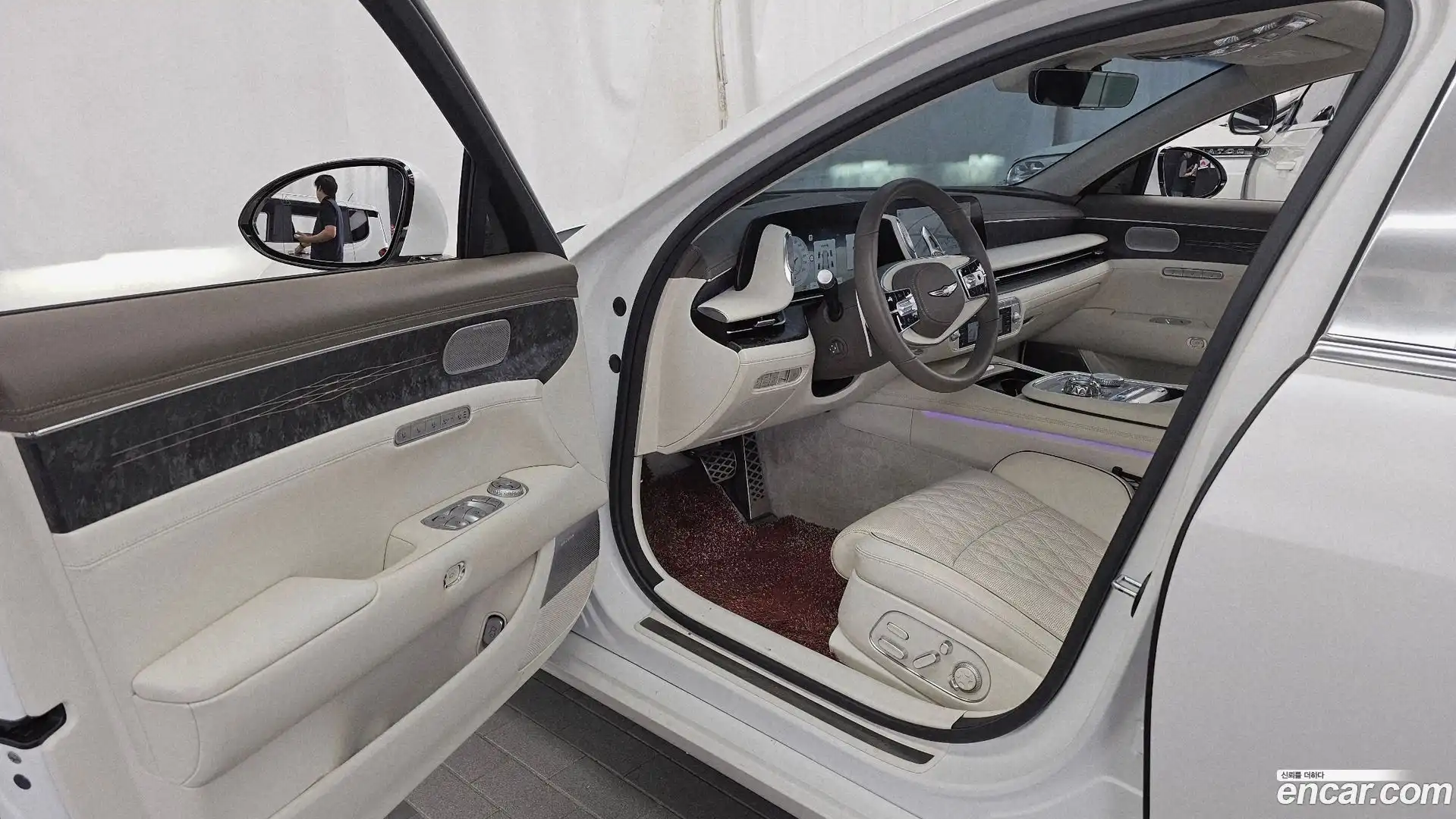 G90 Genesis 2022.6-INNER-010