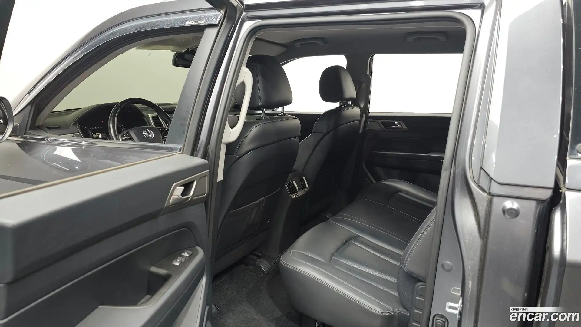 Rexton KG Mobility 2018.7-OPTION-015