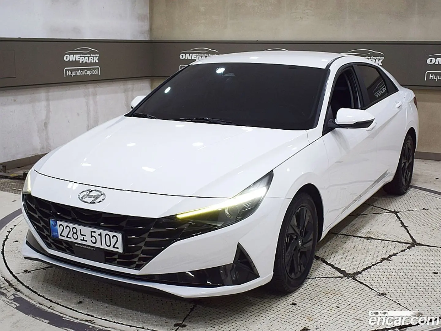 Main__Slider__Photo:AVANTE Hyundai 2023.1-0