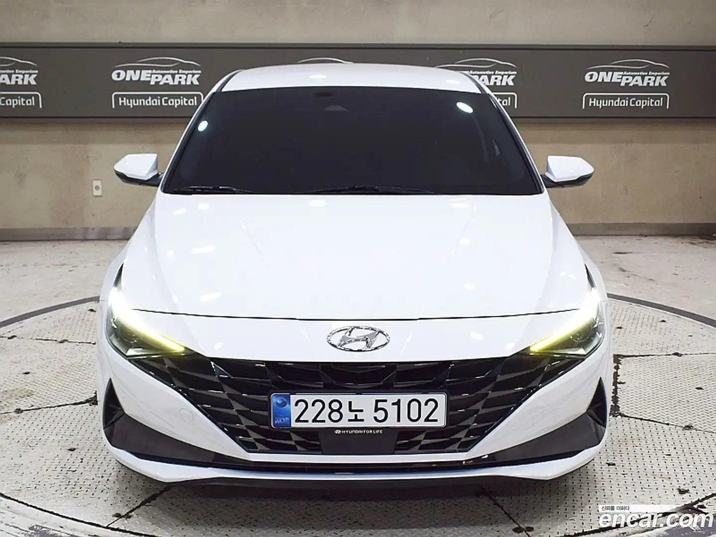 AVANTE Hyundai 2023.1-OUTER-002