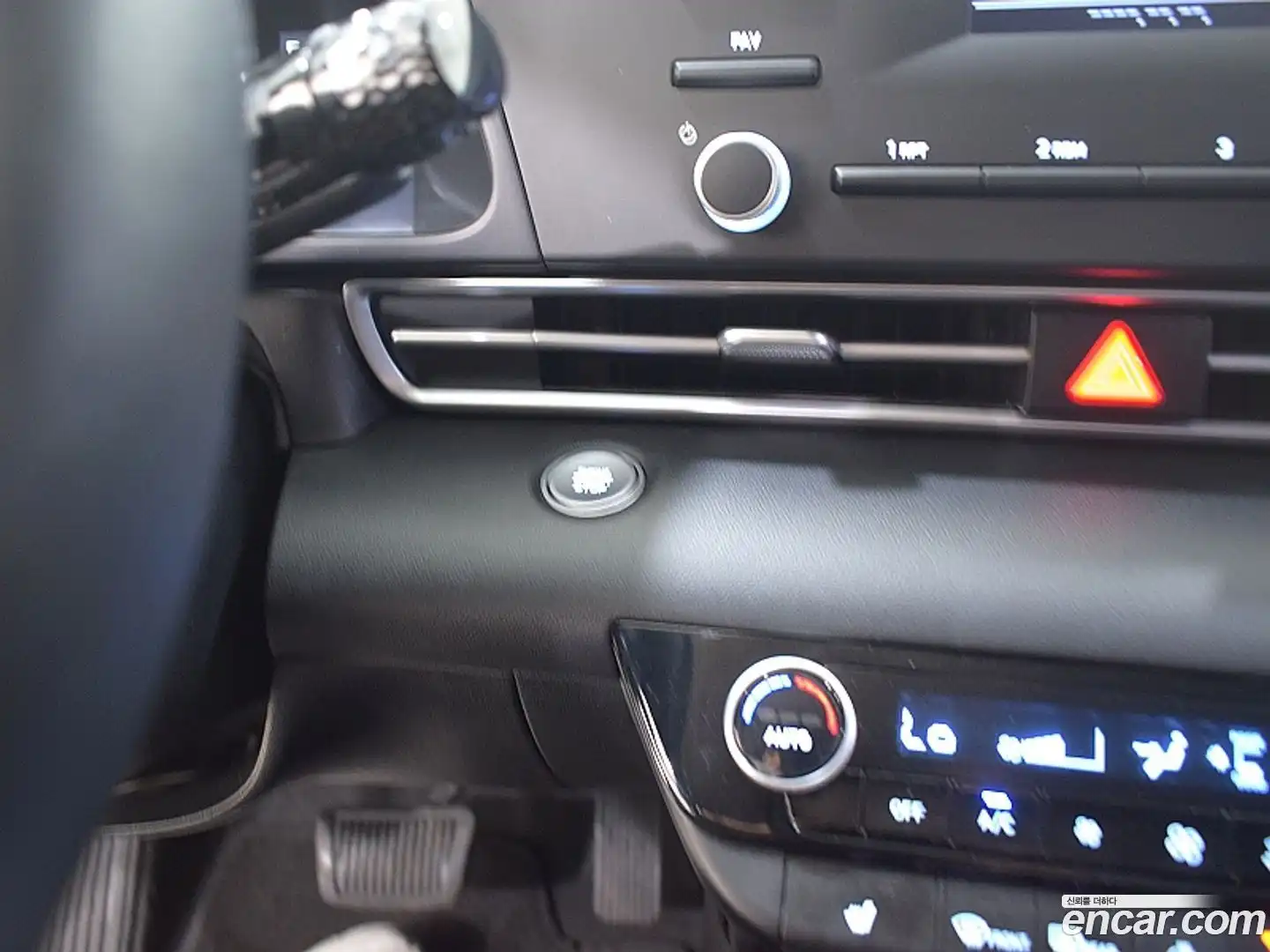 AVANTE Hyundai 2023.1-INNER-010