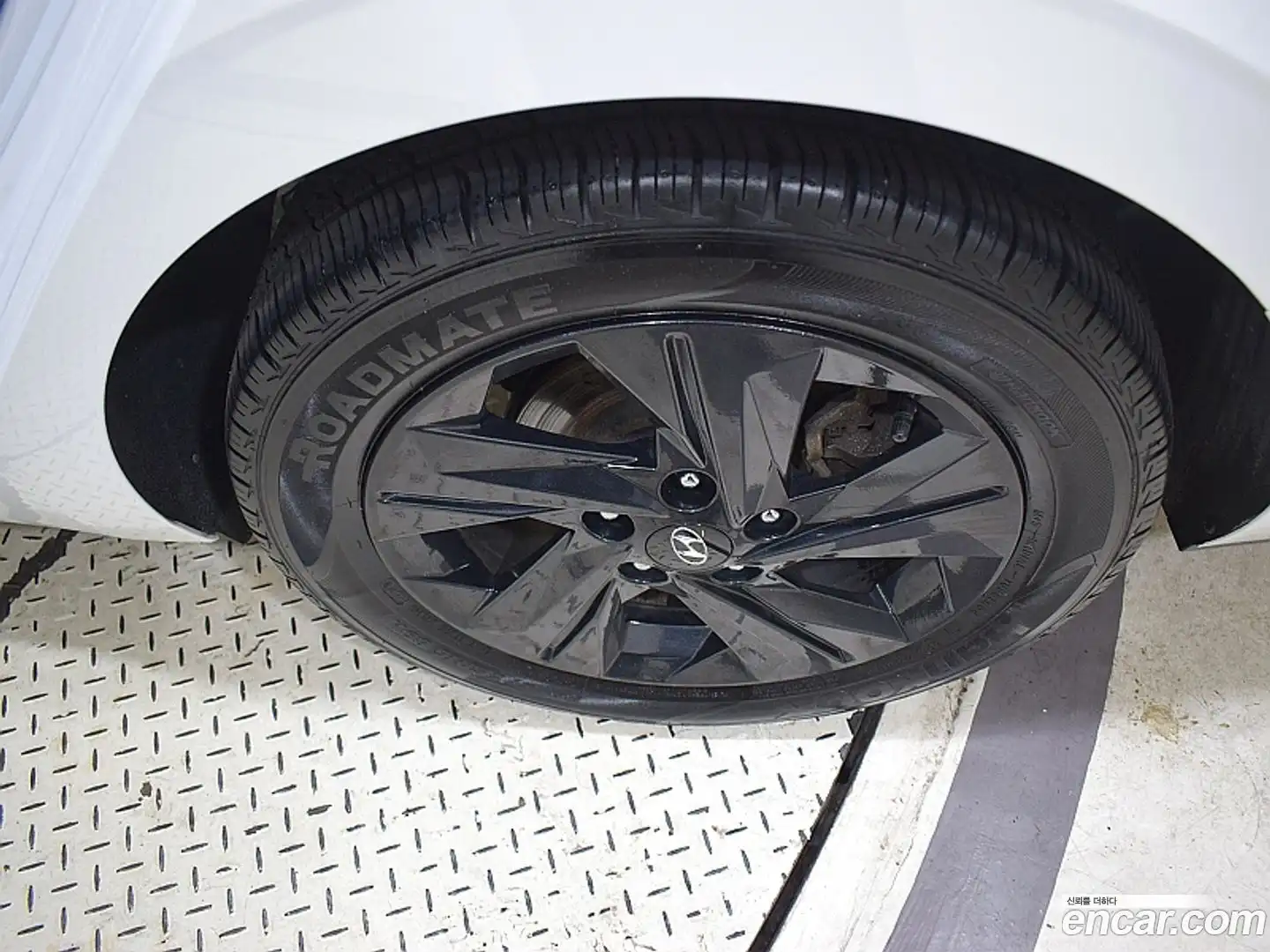 AVANTE Hyundai 2023.1-OPTION-021