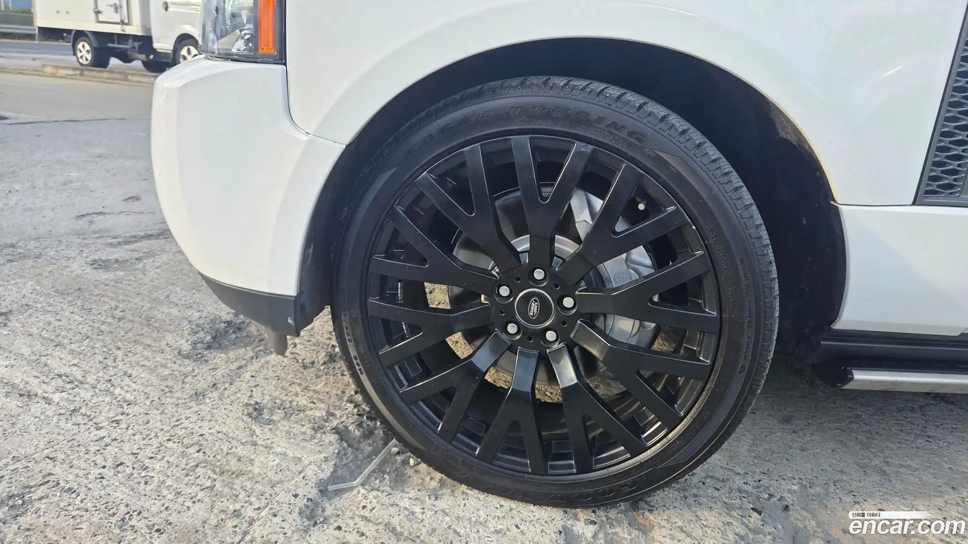 Range Rover Land Rover 2011.2-OUTER-005