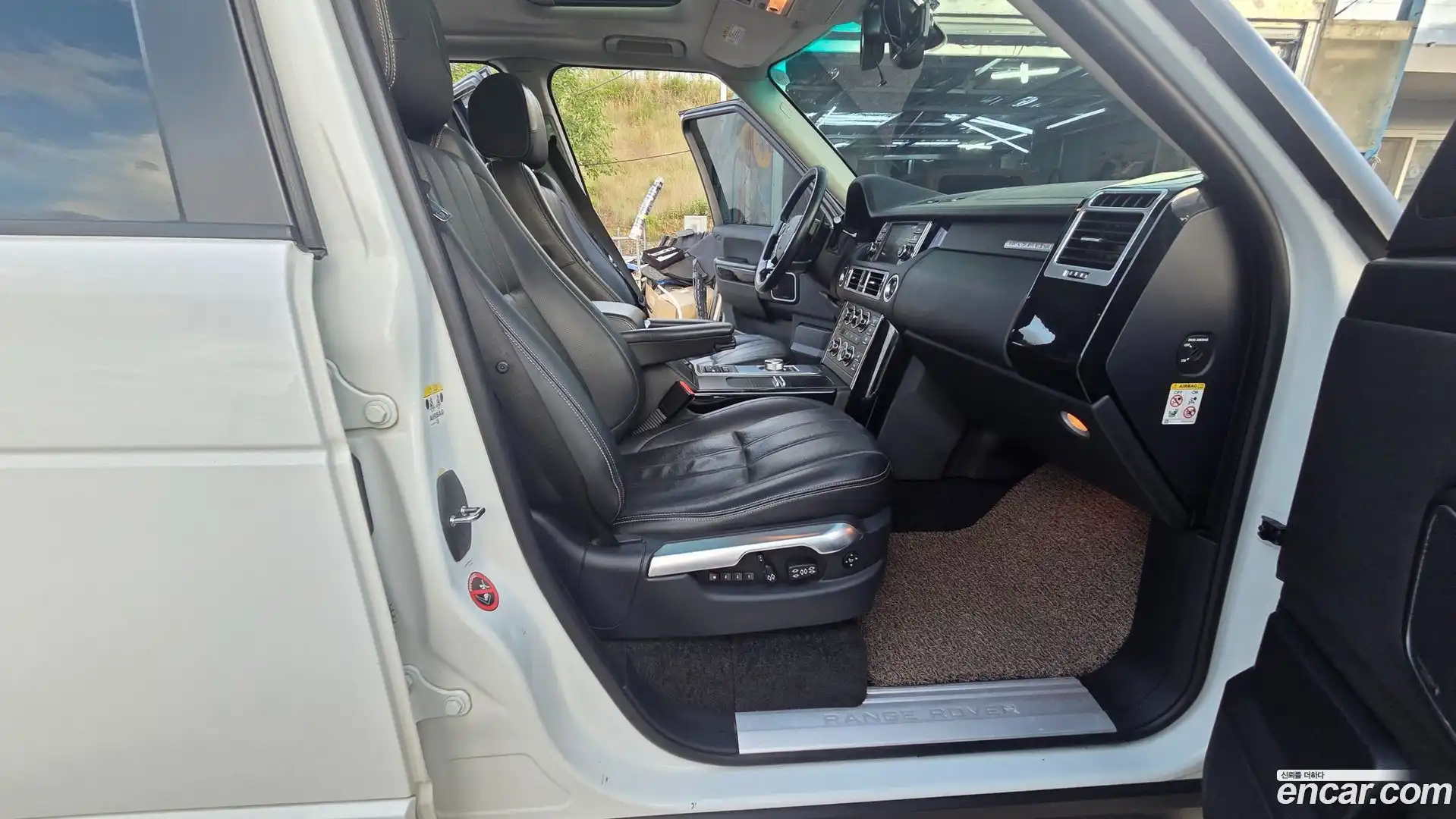 Range Rover Land Rover 2011.2-OPTION-015