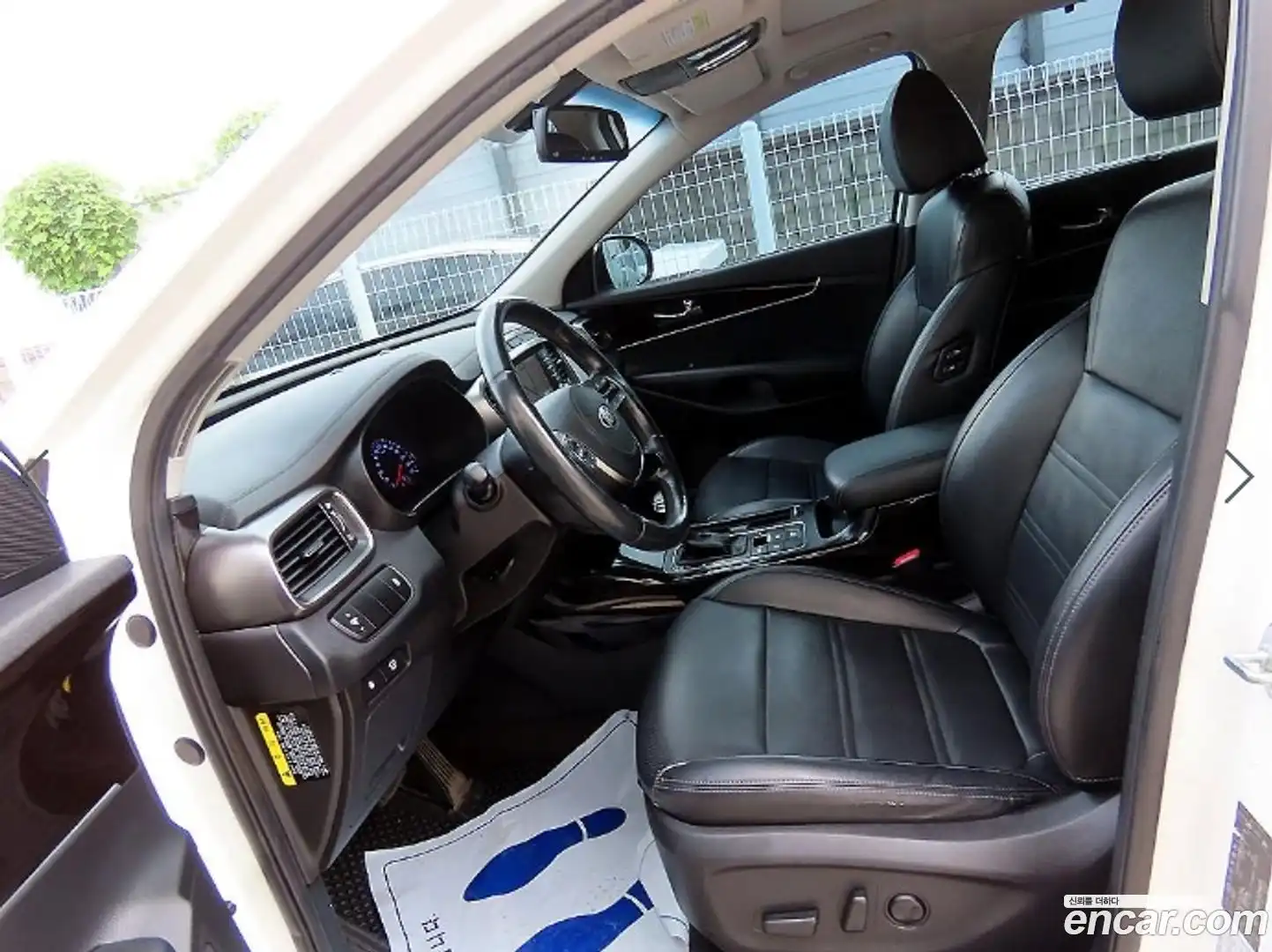 Sorento Kia 2017.8-OUTER-005