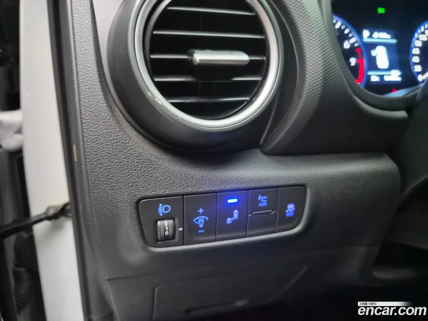 Kona Hyundai 2017.7-OPTION-017