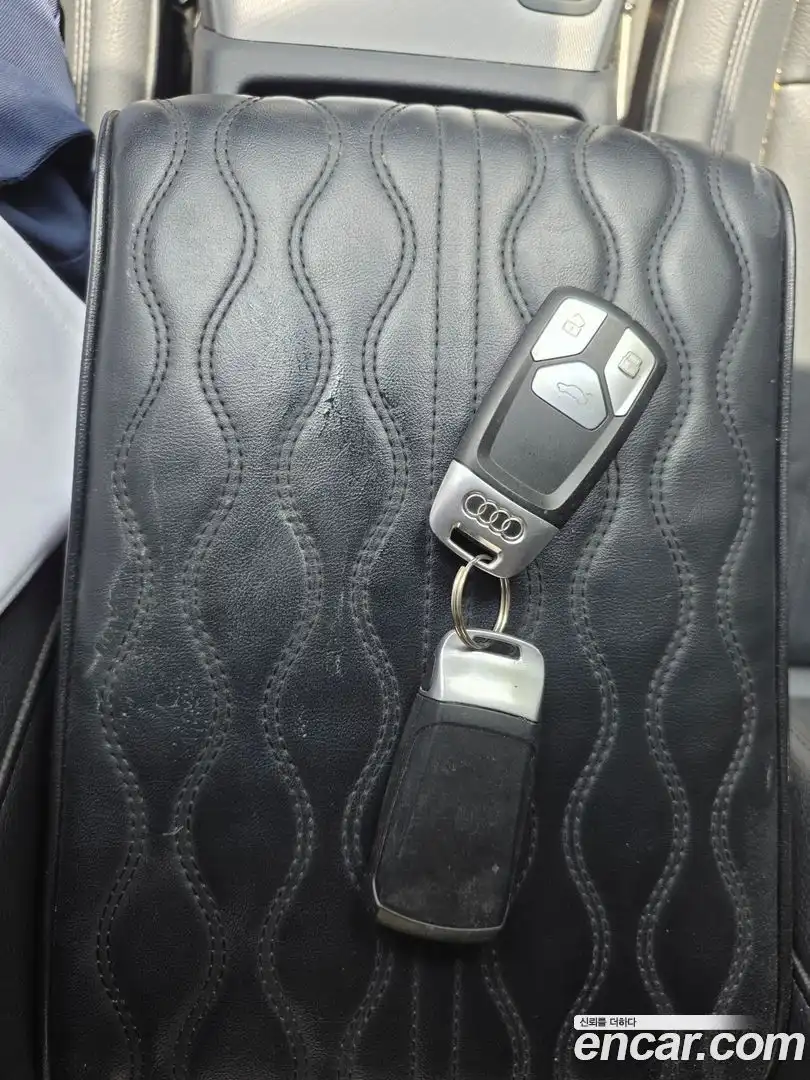 A4 Audi 2018.5-OPTION-024
