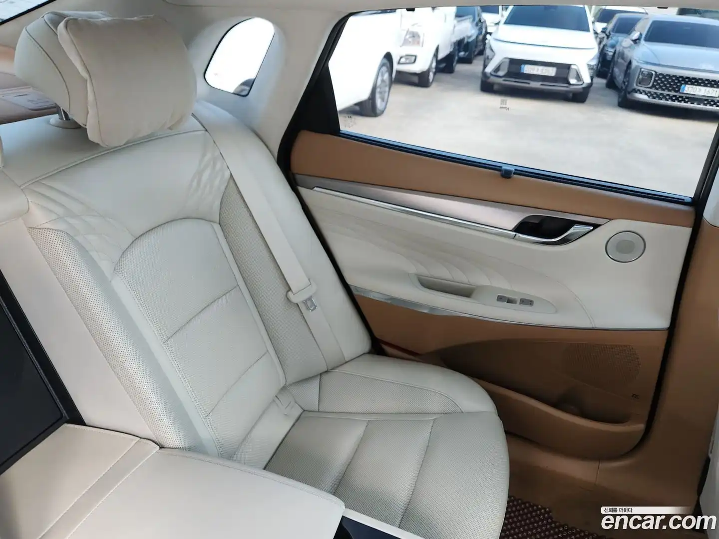 Grandeur Hyundai 2022.4-OPTION-015