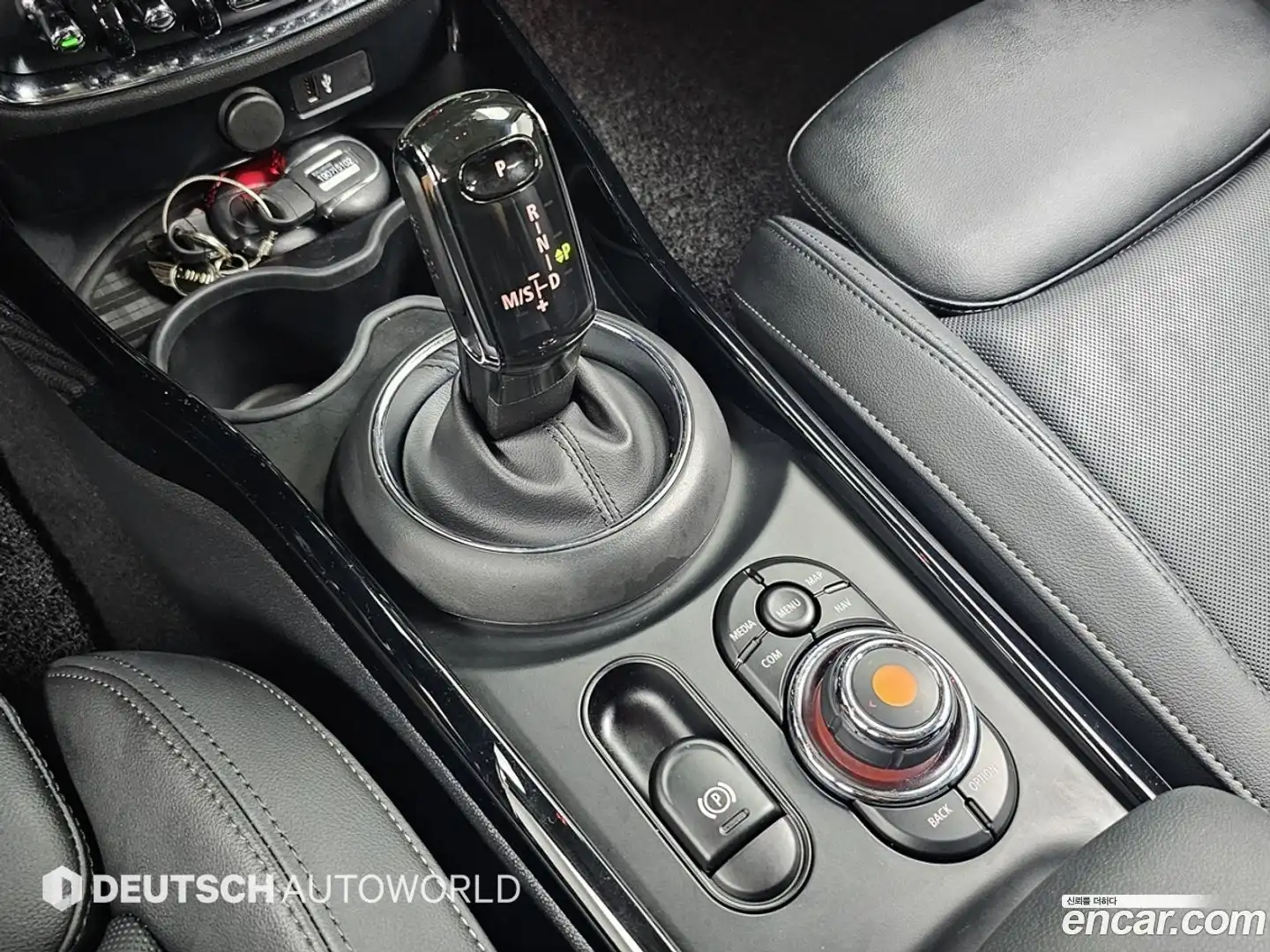 Clubman Mini 2021.5-INNER-009
