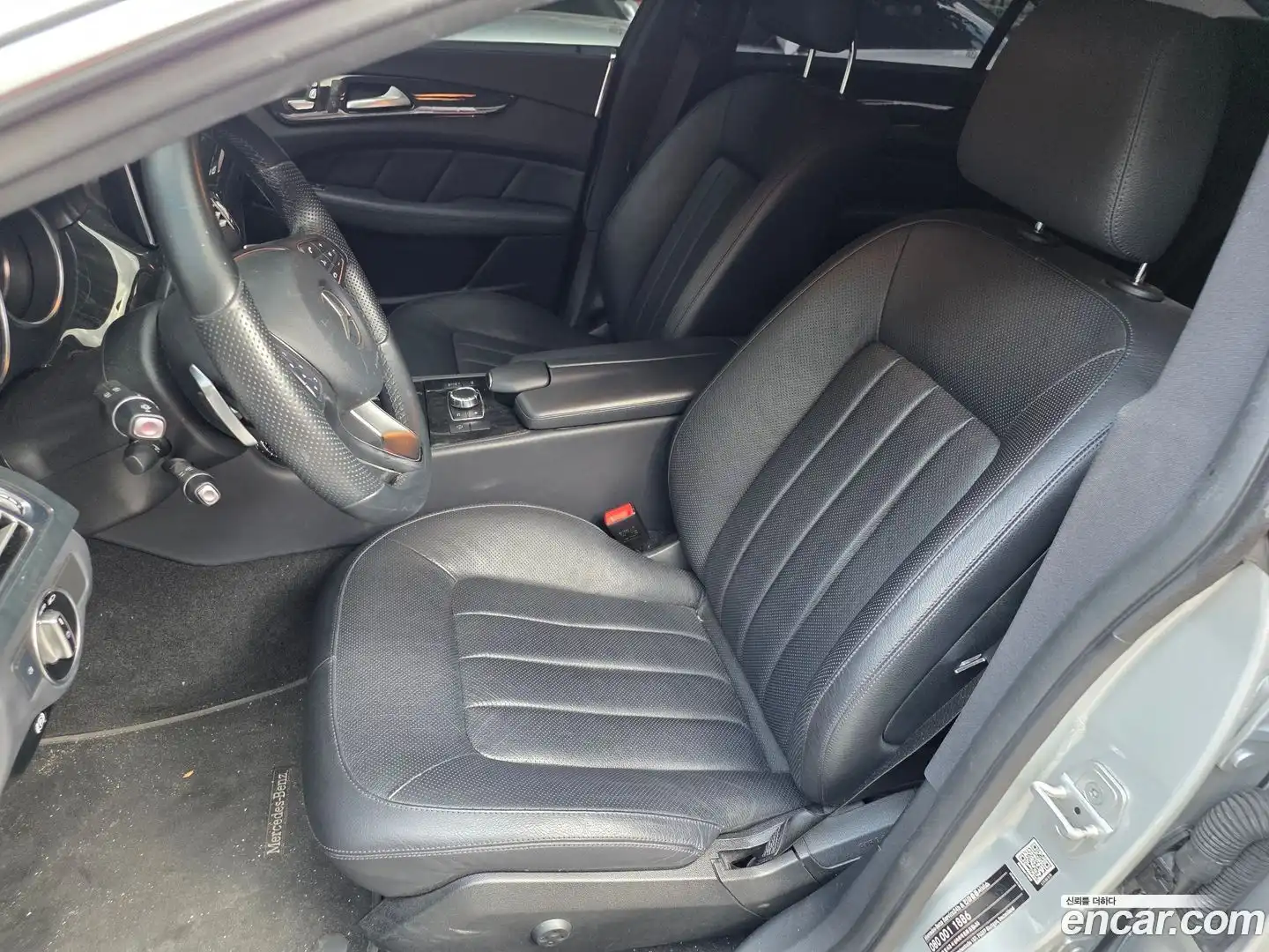 CLS-Class Mercedes-Benz 2016.3-INNER-008