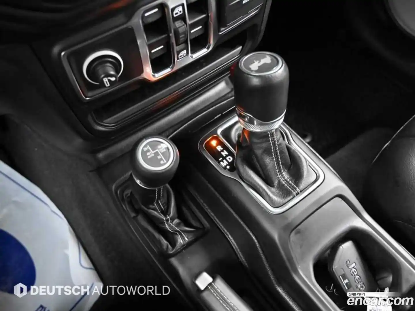 Wrangler Jeep 2022.2-INNER-009