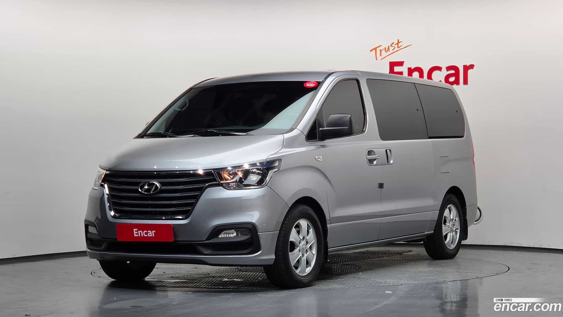 Starex Hyundai 2018.9-OUTER-001