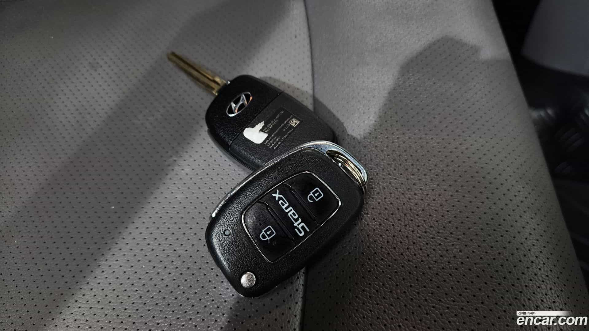 Starex Hyundai 2018.9-OPTION-021