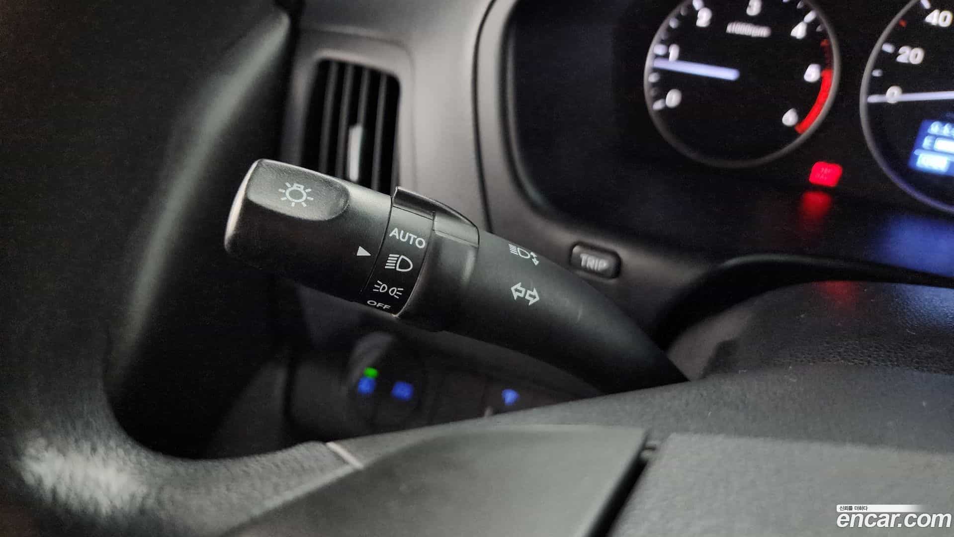 Starex Hyundai 2018.9-OPTION-023