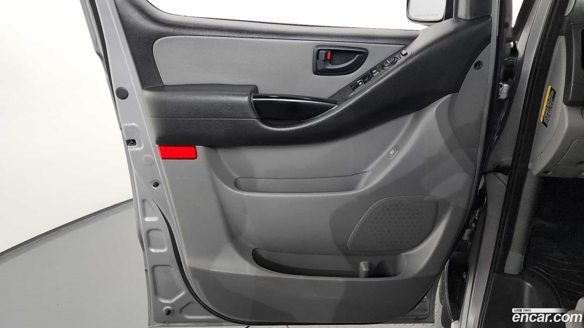 Starex Hyundai 2018.9-INNER-034
