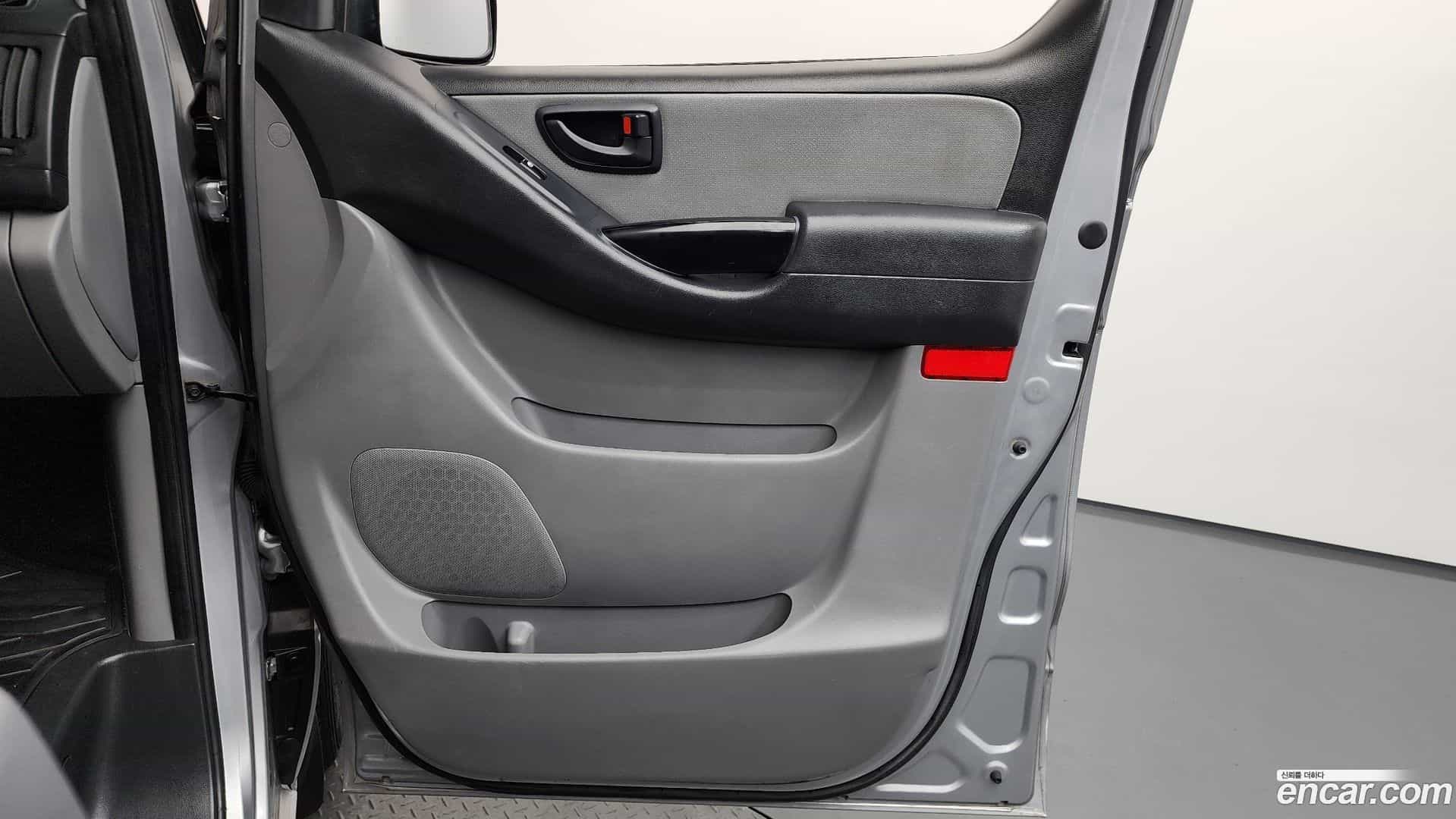 Starex Hyundai 2018.9-INNER-035