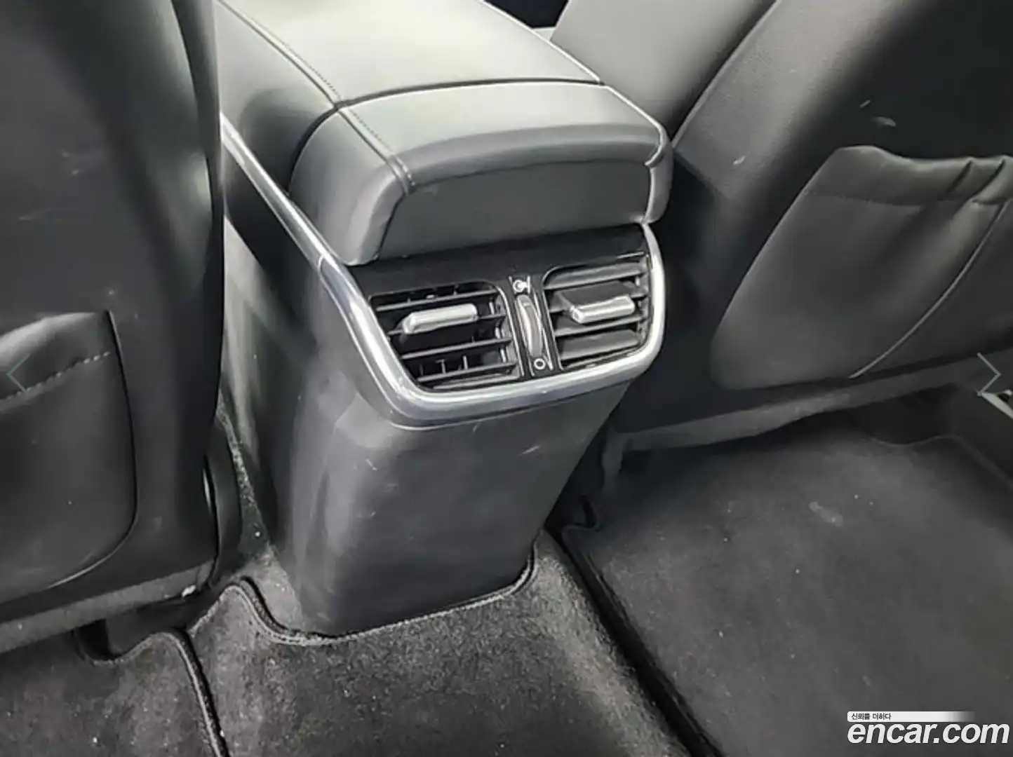 Grandeur Hyundai 2020.1-OPTION-018