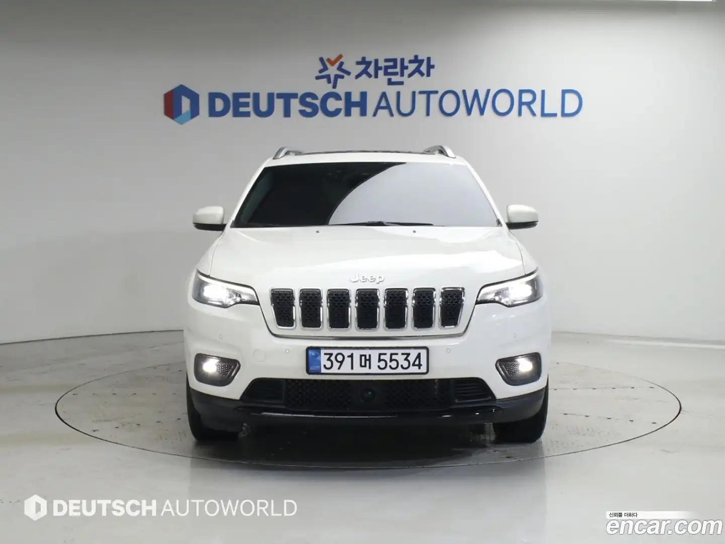 Cherokee Jeep 2018.5-OUTER-003