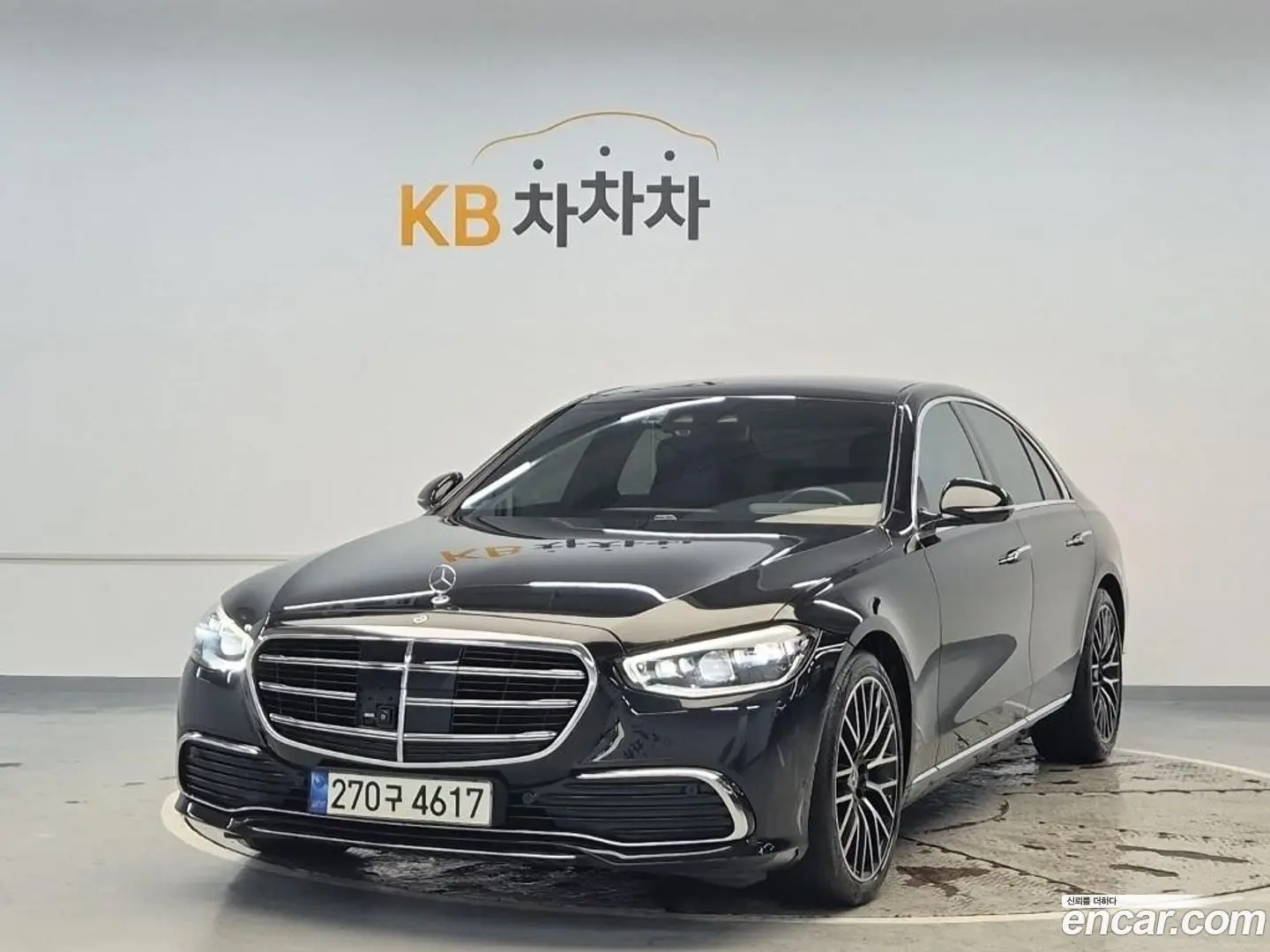 Main__Slider__Photo:S-Class Mercedes-Benz 2021.5-0