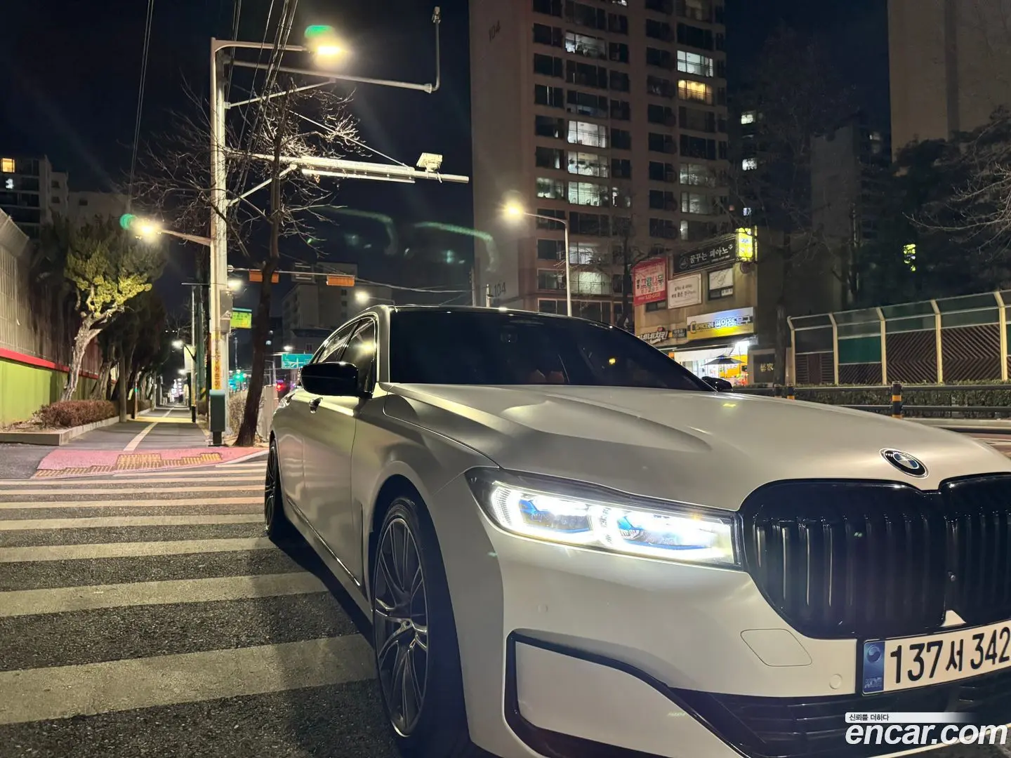 Main__Slider__Photo:7-Series BMW 2019.10-0