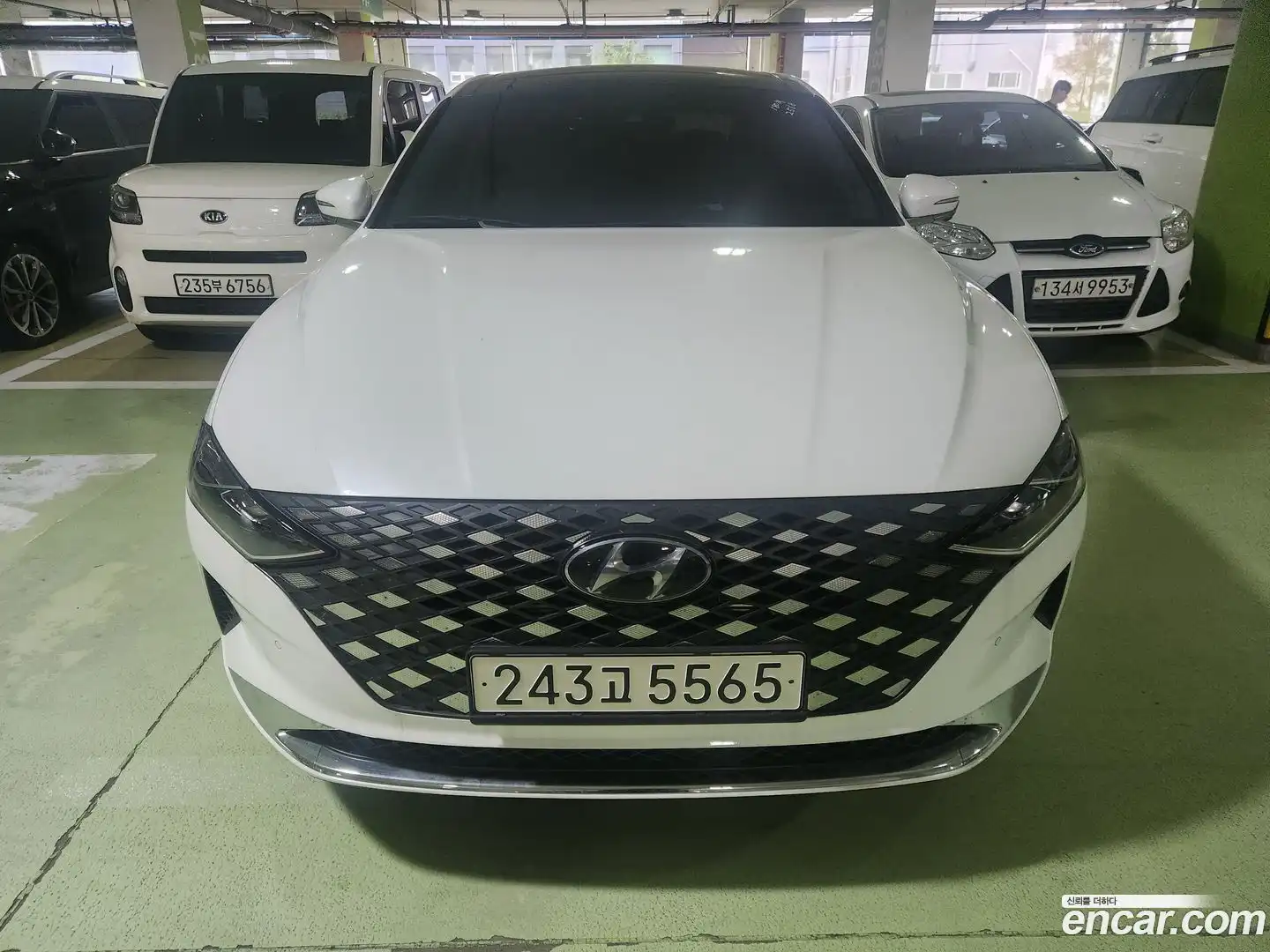 Grandeur Hyundai 2022.6-OUTER-001
