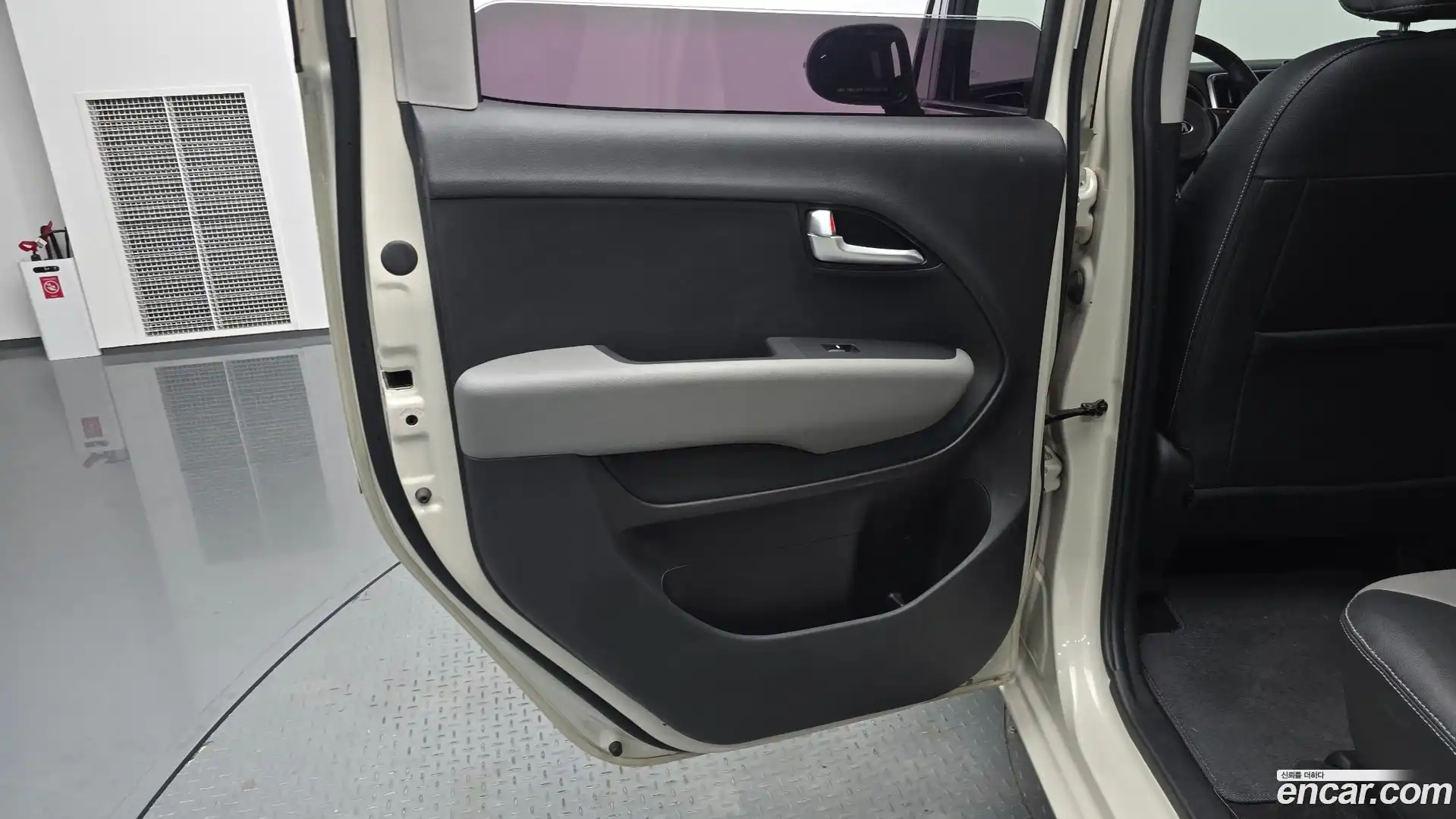RAY Kia 2020.5-INNER-035