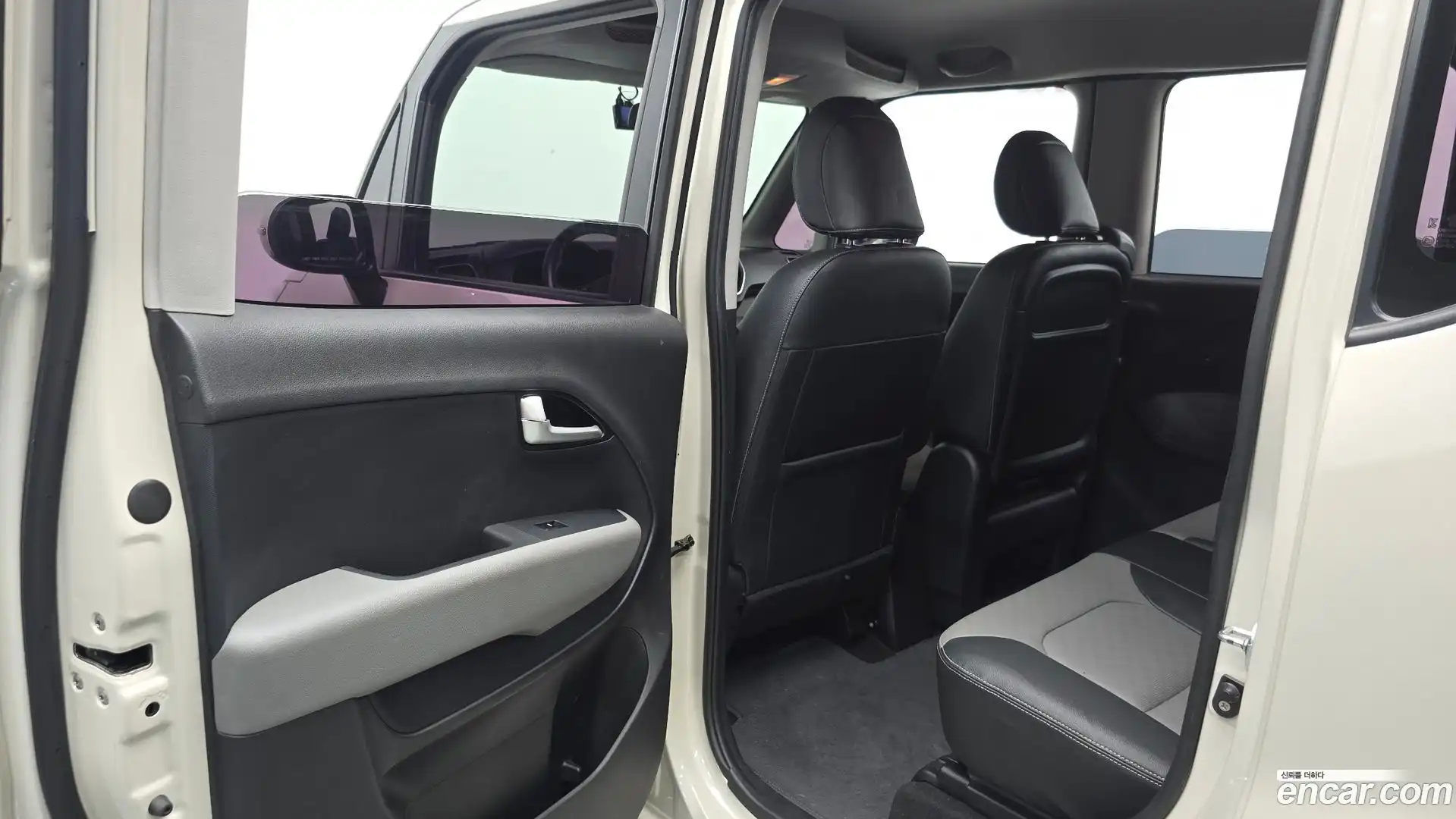 RAY Kia 2020.5-INNER-036