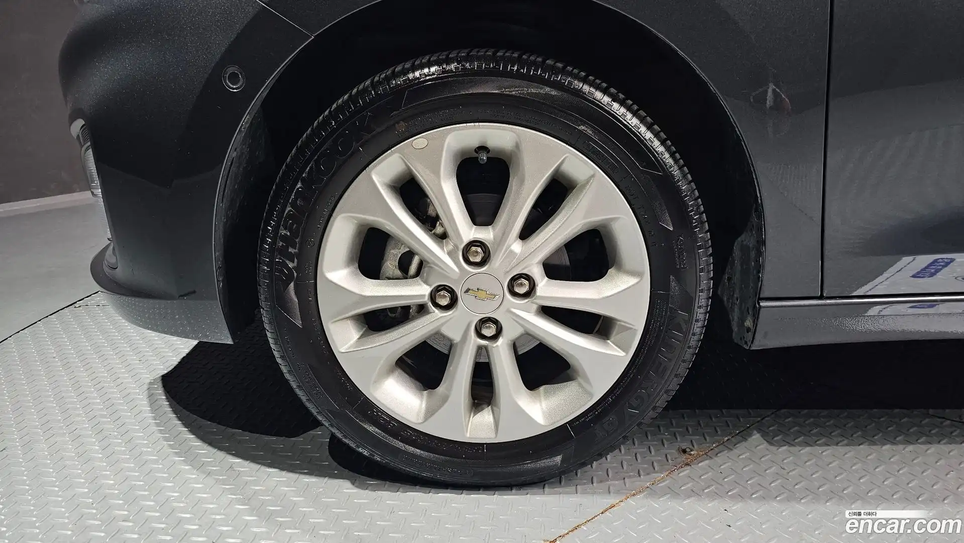 Spark Chevrolet 2022.4-OUTER-005