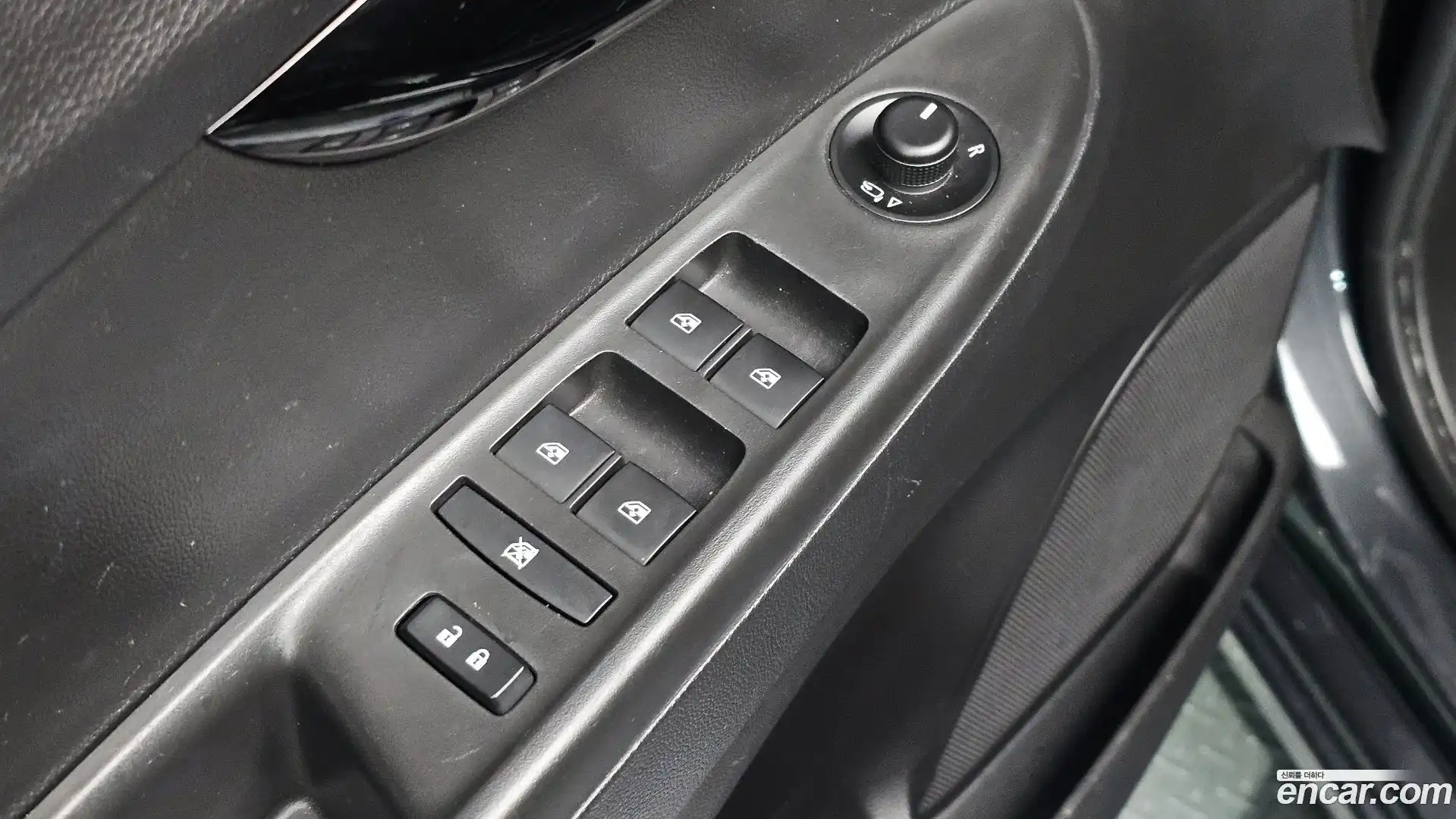 Spark Chevrolet 2022.4-OPTION-043