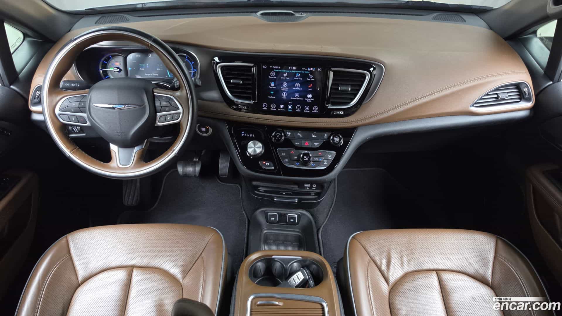 Pacifica Chrysler 2020.11-INNER-007