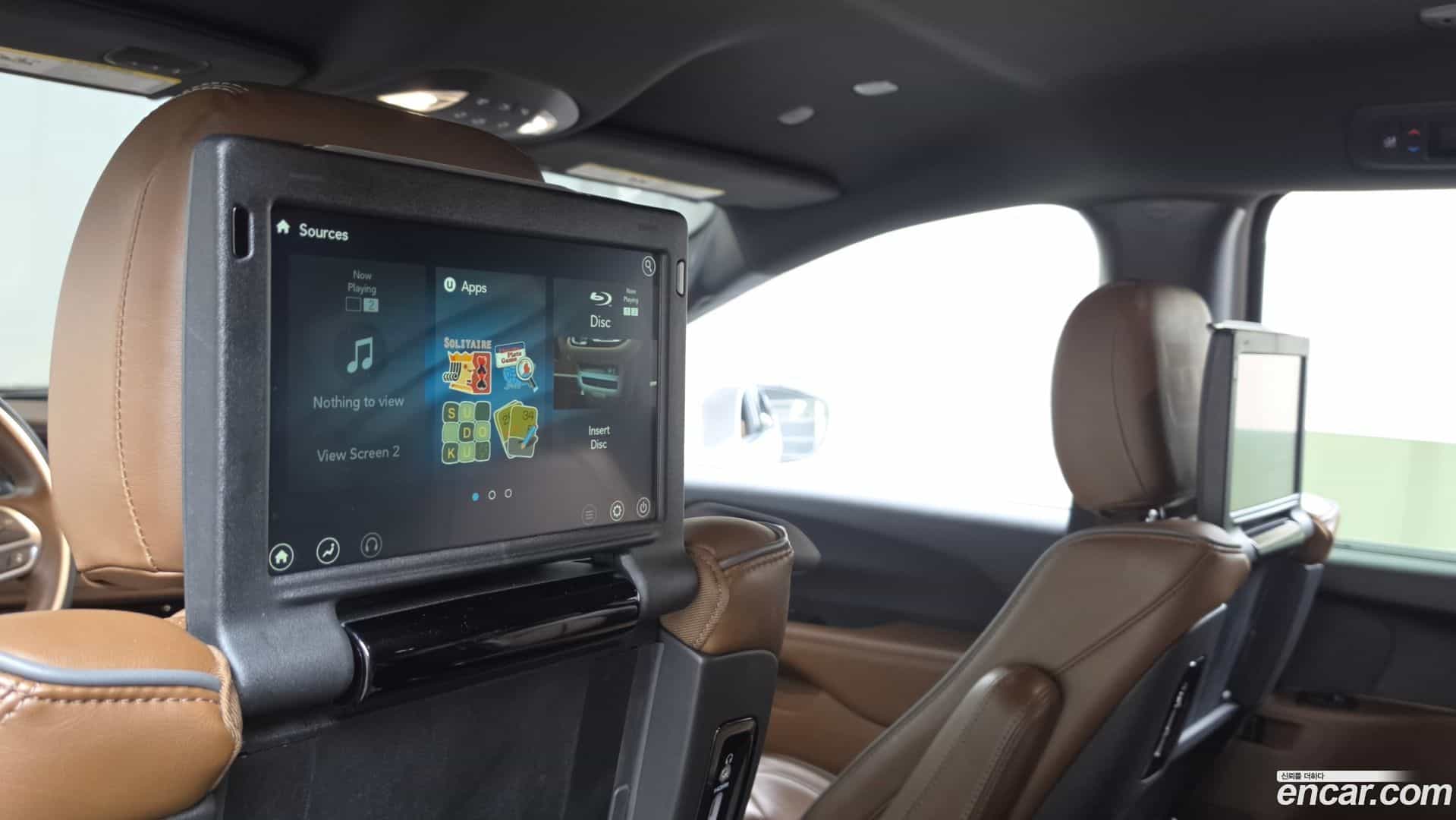 Pacifica Chrysler 2020.11-OPTION-021