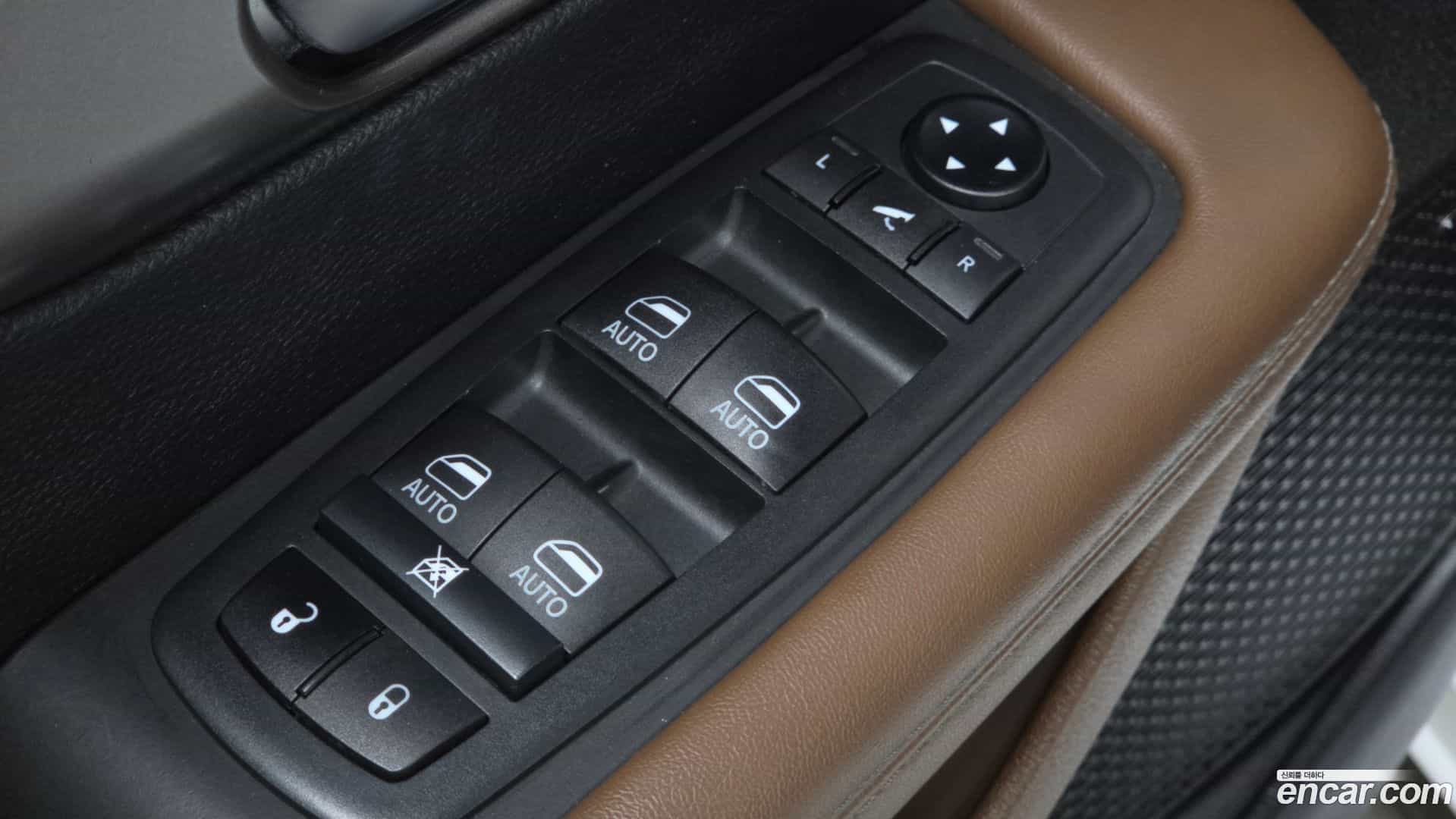 Pacifica Chrysler 2020.11-OPTION-042
