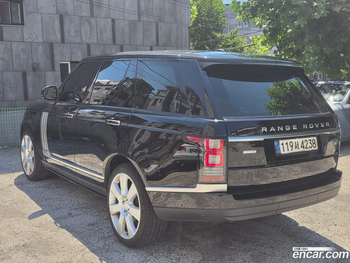 Range Rover Land Rover 2016.11-OUTER-006