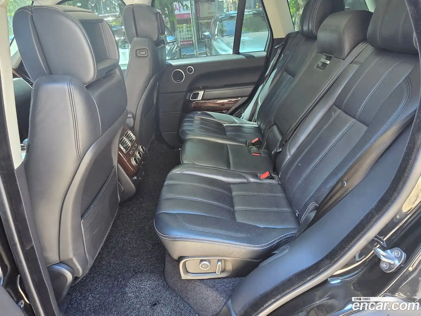 Range Rover Land Rover 2016.11-INNER-008