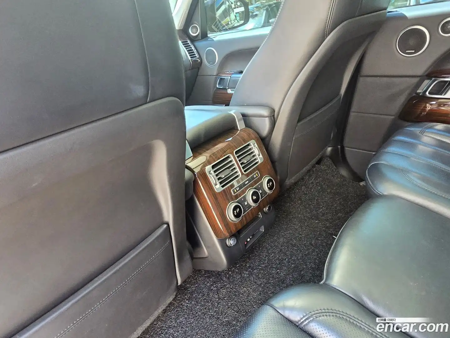 Range Rover Land Rover 2016.11-INNER-010