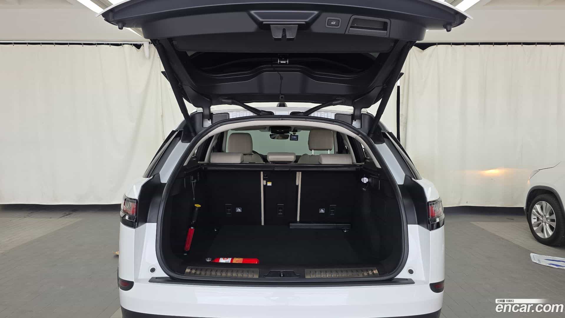 Range Rover Velar Land Rover 2019.11-OPTION-024