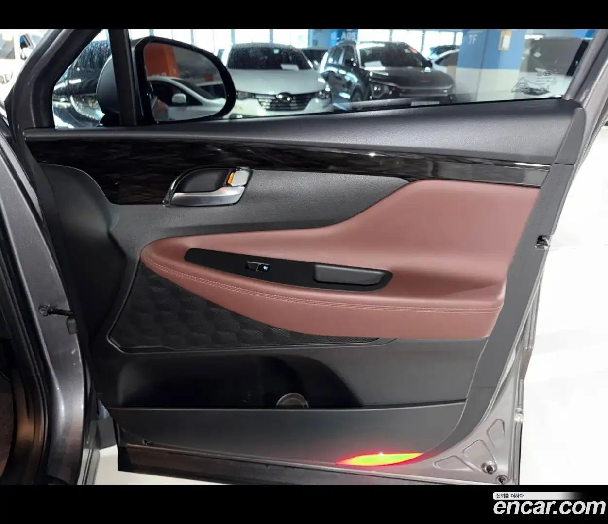 Santafe Hyundai 2020.1-INNER-008